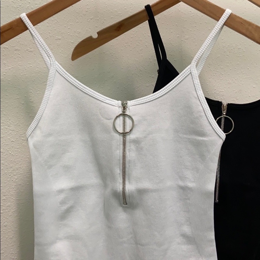 Seamless Ribbed Bodysuit - Picture 5 of 7